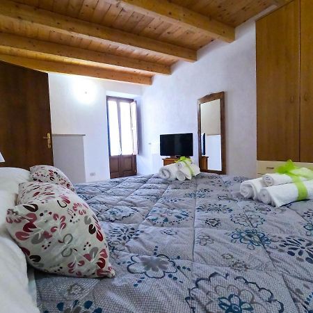 San Domenico House - Centro Storico Bed & Breakfast L'Aquila Exterior photo